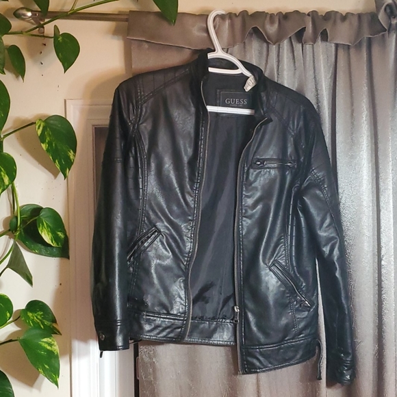 3 boys polyester jackets 2 guess 1 h&m $20 each - Picture 3 of 3